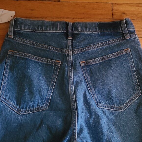New Abercrombie & Fitch 90's Straight Jeans Sz 28 / 6R - Picture 3 of 5